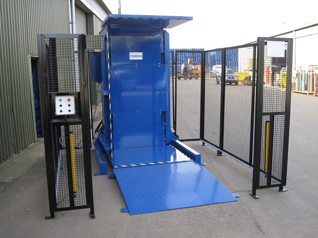 托盘翻转机市场价格在不断发生变化