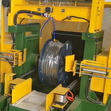 自动工字轮包装机